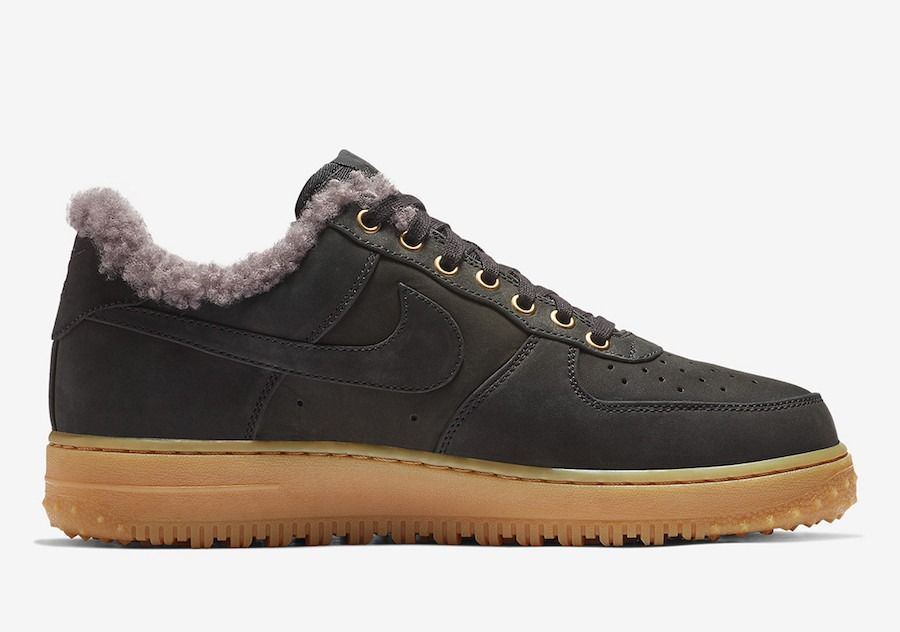 Nike Air Force 1 черные зимние с мехом замша мужские